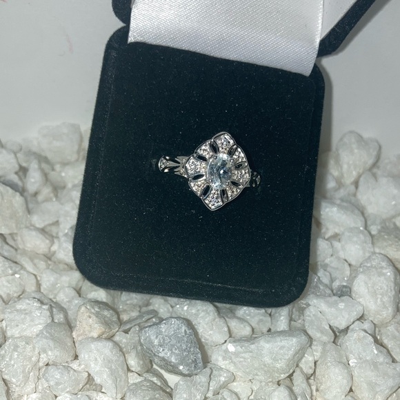 wide marquise Palladium ring - Picture 1 of 4